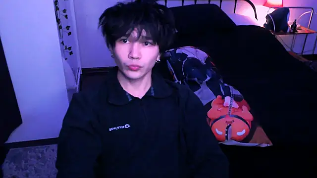 Snapshot of rennnuts chatting on 2, 11, 2025 rennnuts online show from 2, 11, 2025