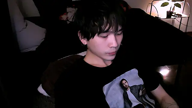 Snapshot of rennnuts chatting on 25, 11, 2025 rennnuts online show from 25, 11, 2025