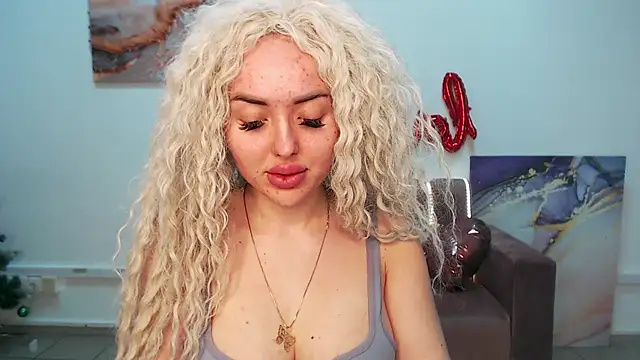 MissisCaty online show from 6, 2, 2025