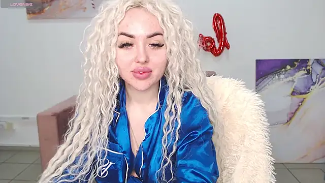 MissisCaty online show from 15, 2, 2025