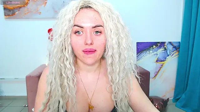 MissisCaty online show from 25, 2, 2025