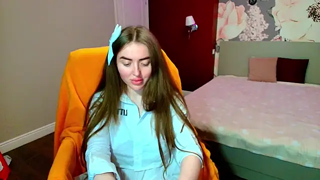 MissisCaty online show from 9, 4, 2026