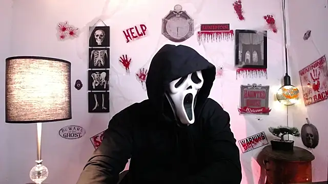 JamesCr  online show from 25, 10, 2025