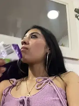 Snapshot of TayylorSexx chatting on 12, 2, 2025 TayylorSexx online show from 12, 2, 2025