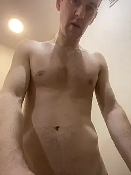 LynnAhNight online show from 2, 2, 2026