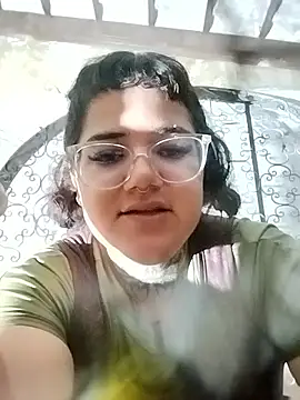 Snapshot of xomimuka chatting on 8, 10, 2025 xomimuka online show from 8, 10, 2025