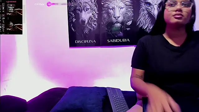 TephaQueen online show from 5, 3, 2025