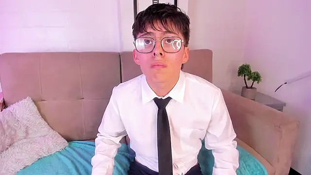 PepperTwink online show from 27, 2, 2025