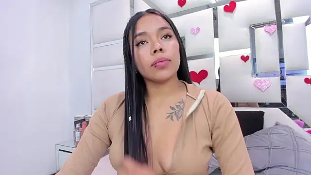 ZoeWan69 online show from 12, 2, 2026