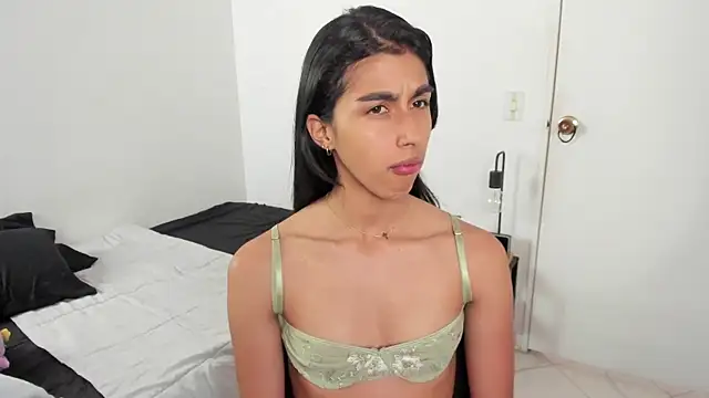 Snapshot of Mazikeen__18 chatting on 3, 7, 2026 Mazikeen 18 online show from 3, 7, 2026