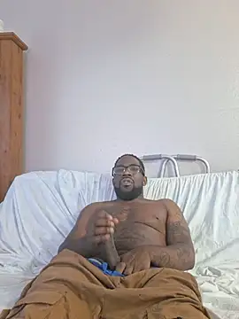 Snapshot of BigDMann40 chatting on 5, 7, 2026 BigDMann40 online show from 5, 7, 2026