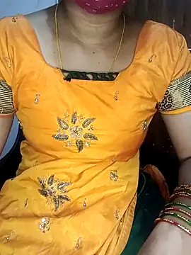 Snapshot of varsha-milky1 chatting on 17, 2, 2025 varsha-milky1 online show from 17, 2, 2025