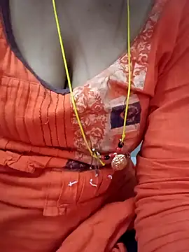 Snapshot of varsha-milky1 chatting on 24, 2, 2025 varsha-milky1 online show from 24, 2, 2025