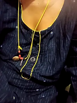 Snapshot of varsha-milky1 chatting on 1, 3, 2025 varsha-milky1 online show from 1, 3, 2025