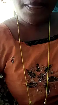 Snapshot of varsha-milky1 chatting on 23, 3, 2025 varsha-milky1 online show from 23, 3, 2025