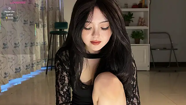 nanaliu6 online show from 9, 9, 2025