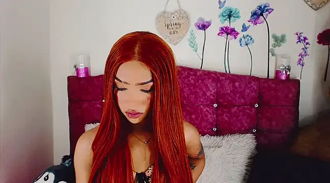 Khloe Leal online show from 27, 2, 2025