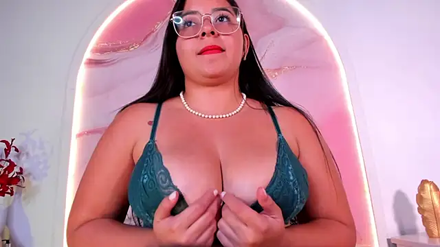 Snapshot of Sofii_Lopezz chatting on 25, 2, 2025 Sofii Lopezz online show from 25, 2, 2025