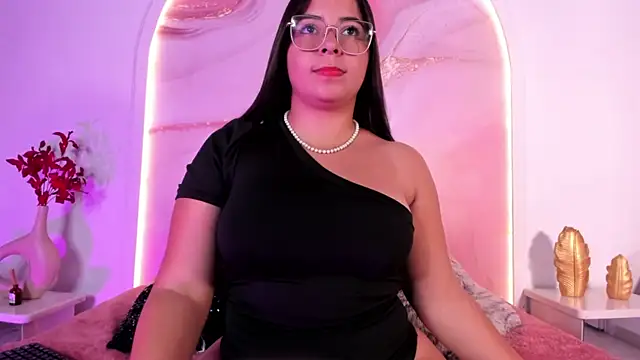 Snapshot of Sofii_Lopezz chatting on 28, 2, 2025 Sofii Lopezz online show from 28, 2, 2025