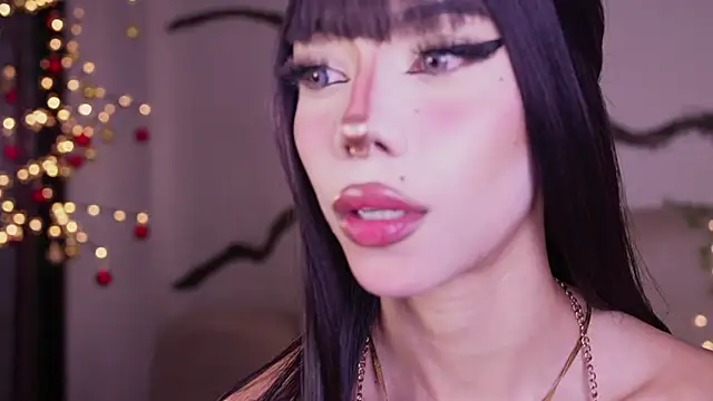 Snapshot of soidai_miiu chatting on 18, 12, 2025 soidai miiu online show from 18, 12, 2025