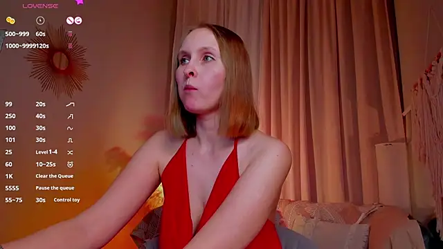 Snapshot of Agatha_Mott chatting on 4, 3, 2025 Agatha Mott online show from 4, 3, 2025
