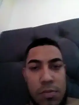 Elgroney23 online show from 4, 2, 2025