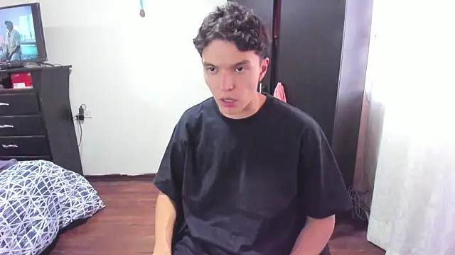 Mastrangelo xxx online show from 26, 2, 2025