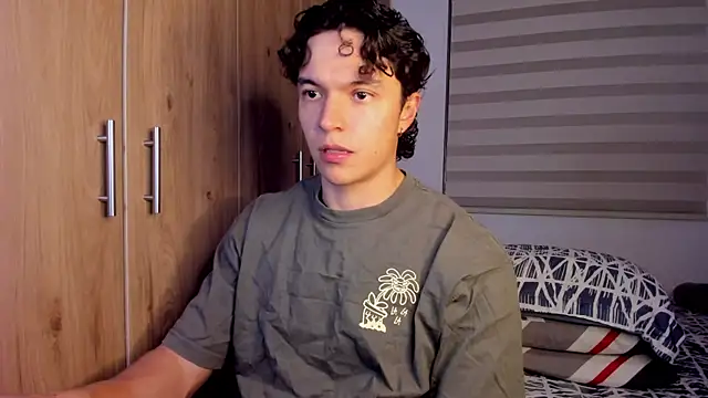 Mastrangelo xxx online show from 19, 12, 2025