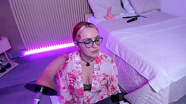 JessyCream online show from 4, 10, 2025