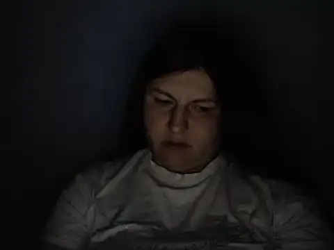 KiraSwee online show from 18, 9, 2025