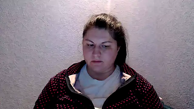 KiraSwee online show from 23, 10, 2025