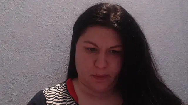 KiraSwee online show from 5, 1, 2026