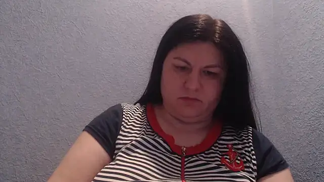 Snapshot of KiraSwee chatting on 2, 2, 2026 KiraSwee online show from 2, 2, 2026