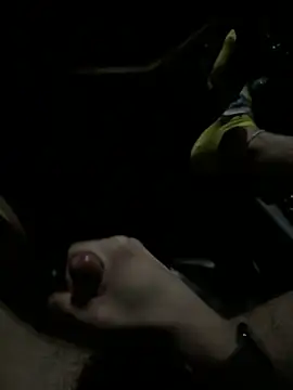 Snapshot of Izzzy21 chatting on 30, 10, 2025 Izzzy21 online show from 30, 10, 2025