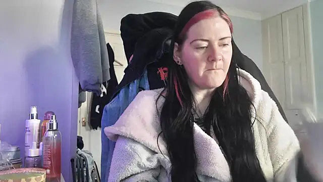 AureliaXOX online show from 3, 11, 2025