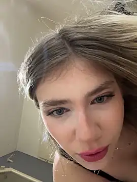 Snapshot of angeleyezlolita chatting on 4, 2, 2025 angeleyezlolita online show from 4, 2, 2025