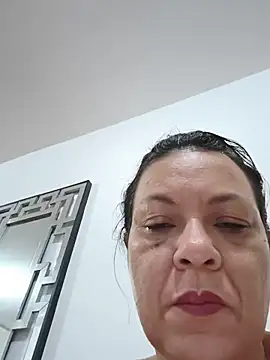 Snapshot of thefuckingowneroftits chatting on 10, 5, 2026 thefuckingowneroftits online show from 10, 5, 2026