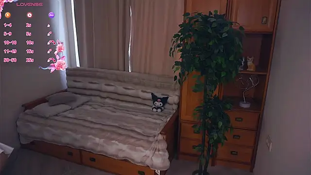 EleneBrach online show from 3, 10, 2025