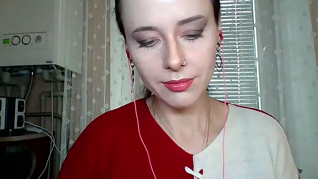 LuminousLady online show from 2, 10, 2025
