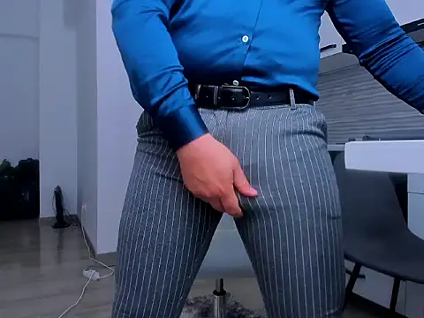 ZackMasterss online show from 9, 4, 2026