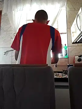 Mineirinho043 online show from 16, 2, 2025