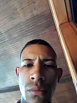 Mineirinho043 online show from 21, 2, 2025