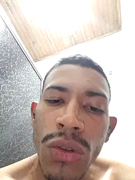 Mineirinho043 online show from 8, 3, 2025