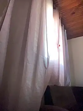 Mineirinho043 online show from 28, 11, 2025