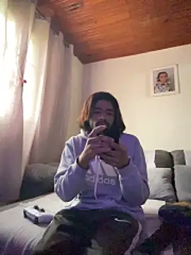 Snapshot of Mineirinho043 chatting on 17, 5, 2026 Mineirinho043 online show from 17, 5, 2026