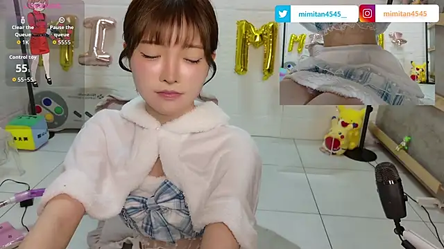 Snapshot of mimitan4545 chatting on 22, 5, 2026 mimitan4545 online show from 22, 5, 2026