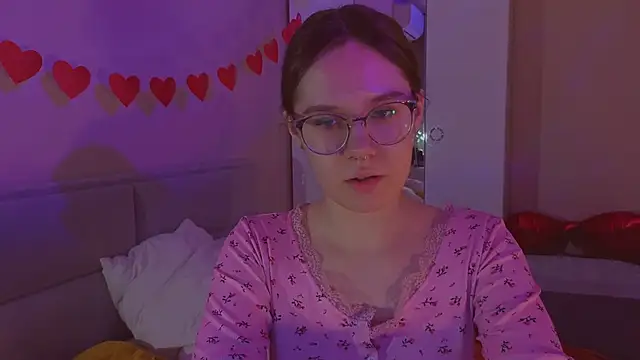 Snapshot of Mia_Luw chatting on 21, 2, 2026 Mia Luw online show from 21, 2, 2026