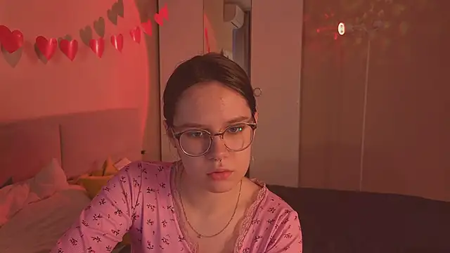 Snapshot of Mia_Luw chatting on 27, 2, 2026 Mia Luw online show from 27, 2, 2026