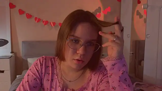 Snapshot of Mia_Luw chatting on 1, 3, 2026 Mia Luw online show from 1, 3, 2026