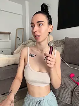 Celine Roxelle online show from 20, 4, 2026